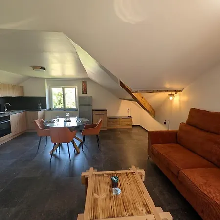 Lumineux En Lisiere De Foret - 2 Pers. - Fr-1-589-879 Daire Hadol